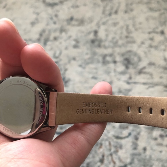 Micheal Kors Lauryn Analog Watch - Picture 7 of 11